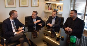 Ο Νεκτάριος Φαρμάκης με αφορμή τις Ενεργειακές Κοινότητες και την επίσκεψη του Υπουργού Περιβάλλοντος και Ενέργειας Σταύρου Παπασταύρου μίλησε για απόλυτη δικαίωση.