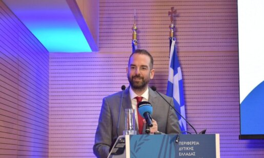 Ο Αγρινιώτης Περιφερειάρχης Δυτικής Ελλάδας, Νεκτάριος Φαρμάκης, μετά τον απολογισμό δράσης για το έτος 2025 δήλωσε πως βρίσκεται «η Δυτική Ελλάδα σε νέα αφετηρία».