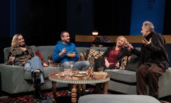 Το ΔΗ.ΠΕ.ΘΕ. Αγρινίου έκανε γνωστό πριν από λίγο πως ακυρώνεται η Παράσταση «Οι Γείτονες από Πάνω» του Cesc Gay και ο λόγος είναι διπλός.