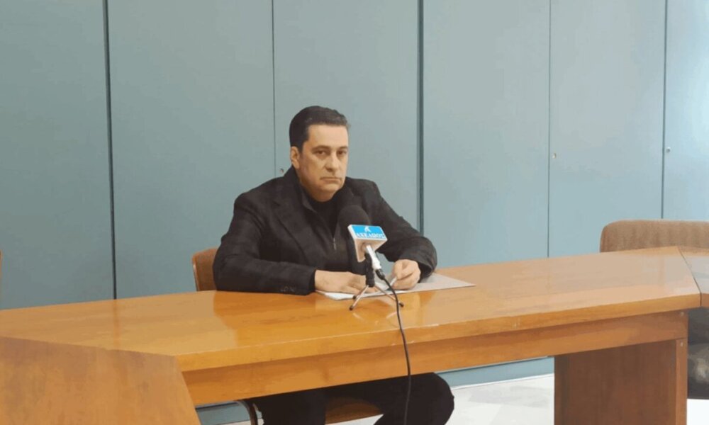 Ο Δήμαρχος Αγρινίου, Γιώργος Παπαναστασίου, προχώρησε σε έκτακτη Συνέντευξη Τύπου καθώς ήρθαν και οι όροι σύνδεσης για την Ενεργειακή Κοινότητα μετά την αναβάθμιση του Αεροδρομίου.