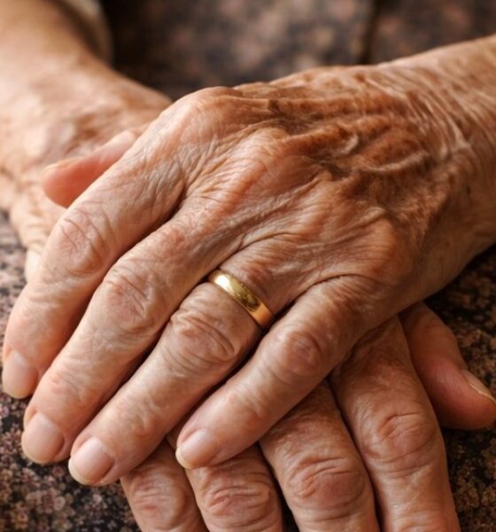 Στο Καινούργιο Αγρινίου έχει σημάνει συναγερμός με αφορμή την εξαφάνιση μιας ηλικιωμένης γυναίκας - Κινητοποίηση Αστυνομίας, Πυροσβεστικής και Εθελοντών.