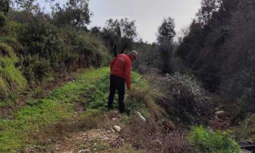 Στο Καινούργιο Αγρινίου αν και έχουν περάσει αρκετές ημέρες οι έρευνες ξεκινούν εκ νέου με αφορμή την εξαφάνιση της ηλικιωμένης ενώ ζητείται και η στήριξη των Κυνηγών.