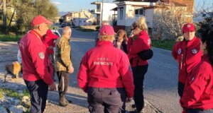 Στο Καινούργιο Αγρινίου οι έρευνες συνεχίστηκαν για 13η μέρα μετά την εξαφάνιση ηλικιωμένης όμως παραμένουν άκαρπες όπως δήλωσε ο Διονύσης Τσιρόγλου.