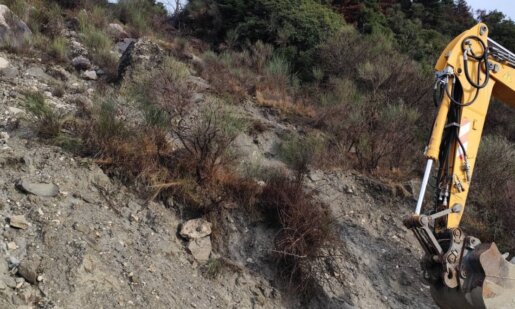 Η Κακοκαιρία δε λέει να σταματήσει στο Αγρίνιο και ο Δήμος βρίσκεται σε επιφυλακή - Παρεμβάσεις είχαμε από τα συνεργεία σε Περιστέρι, Καινούργιο και Άγιο Βλάση.