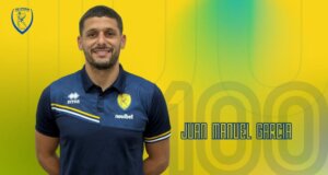 Στη Stoiximan SL1 έφερε ξανά ο Παναιτωλικός τον Χουάν Μανουέλ Γκαρσία καθώς υπέγραψε για 6 μήνες έχοντας η Αγρινιώτικη Π.Α.Ε. δικαίωμα επέκτασης ενός ακόμη έτους.