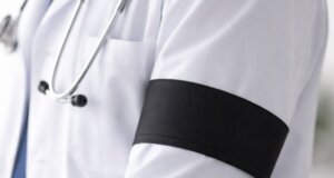 Ο Αναστάσιος Γκιάφης έφυγε από τη ζωή και η απώλειά του πρώην Διευθυντή της Ουρολογικής Κλινικής προκάλεσε απέραντη θλίψη στο Αγρίνιο και την ευρύτερη περιοχή.