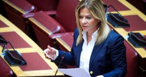 Η Χριστίνα Σταρακά κατέθεσε ερώτηση στη Βουλή για τον κίνδυνο οικονομικής κατάρρευσης που ελλοχεύει για επιχειρήσεις ζωοτροφών από την Ευλογιά Αιγοπροβάτων.