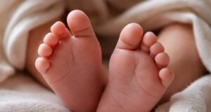 «Μαύρη» Πέμπτη για την Αιτωλοακαρνανία μιας και στο Νοσοκομείο Αγρινίου άφησε την τελευταία του πνοή ένα βρέφος 6 μηνών από το Θέρμο.