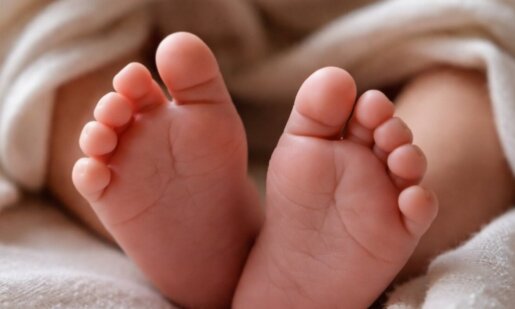 «Μαύρη» Πέμπτη για την Αιτωλοακαρνανία μιας και στο Νοσοκομείο Αγρινίου άφησε την τελευταία του πνοή ένα βρέφος 6 μηνών από το Θέρμο.