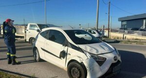 Ένα νέο τροχαίο σημειώθηκε στην Εθνική Οδό Αγρινίου το πρωί της 26ης Φεβρουαρίου, όταν όχημα που οδηγούσε μια γυναίκα ανατράπηκε μετά από σύγκρουση με άλλο Ι.Χ.