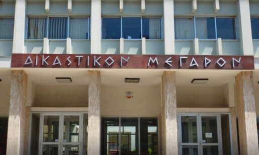 Στο Αγρίνιο οι τρεις νεαροί -και μάλιστα ανήλικοι- που οδηγήθηκαν στον Εισαγγελέα Πρωτοδικών μετά την αιματηρή επίθεση στον 16χρονο πήραν 24ωρη προθεσμία για να απολογηθούν.