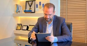 Ο Αγρινιώτης Περιφερειάρχης Νεκτάριος Φαρμάκης εξέδωσε συλλυπητήρια ανακοίνωση μετά την απώλεια του Ευάγγελου Κοντογιάννη, πατέρα του Γεώργιου Κοντογιάννη.