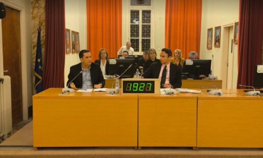 Ο Δήμαρχος Αγρινίου, Γιώργος Παπαναστασίου, τόνισε στο ξεκίνημα των Συνεδριάσεων του Δημοτικού Συμβουλίου πως «στο Πανεπιστήμιο Πατρών είναι αναξιόπιστοι, δε συζητάμε μαζί τους».