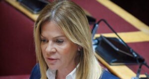 Η Χριστίνα Σταρακά, Βουλευτής Αιτωλοακαρνανίας του ΠΑ.ΣΟ.Κ. με ερώτηση στη Βουλή ζητά «να μην αποδυναμωθούν οι Πυροσβεστικές Υπηρεσίες της Αιτωλοακαρνανίας».