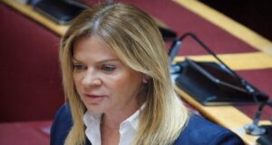 Η Χριστίνα Σταρακά, ως Βουλευτής Αιτωλοακαρνανίας ΠΑ.ΣΟ.Κ. - Κινήματος Αλλαγής, προχώρησε σε ερώτηση στη Βουλή για την ενδεχόμενη απομάκρυνση των υπηρεσιών της Δ.Ε.Η. στην Αμφιλοχία.