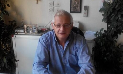 Ο Γιώργος Βεζυρέας του Παναγιώτη άφησε την τελευταία του πνοή σε ηλικία 68 ετών, ο εκλιπών ήταν Φαρμακοποιός στο επάγγελμα και πατέρας δύο παιδιών.