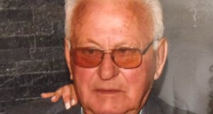 Ο Αθανάσιος (Σιούλας) Σκαρλίγκος του Νικόλαου άφησε την τελευταία του πνοή σε ηλικία 82 ετών - Συγκινητικό το τελευταίο «αντίο» στον Παλαίμαχο Οδηγό Λεωφορείου.