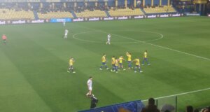 Τέλος 1ου Ημιχρόνου στο Γήπεδο της Προυσιωτίσσης για τα Play Outs της Stoiximan SL1 με το γκολ του Ματσάν από το 16ο λεπτό να χωρίζει τις δύο ομάδες.