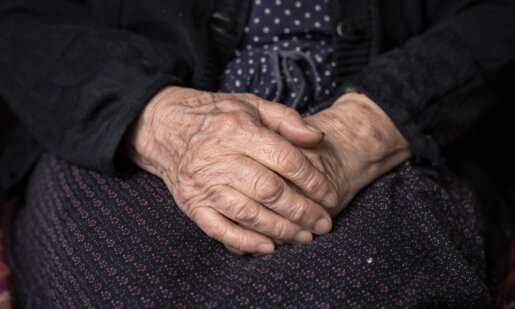 Προ ημερών στη Μακρυνεία σημειώθηκε μια τηλεφωνική απάτη πολλών χιλιάδων ευρώ - Προσποιήθηκε το παιδί της και της «έφαγε» 11 χιλιάδες ευρώ!