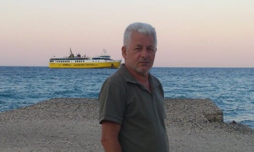 Ο Λάμπρος Νικάκης του Βασίλειου άφησε την τελευταία του πνοή αιφνίδια σε ηλικία 62 ετών - Η Κατούνα και ο Σύλλογος Κατουνιωτών Αθήνας πενθούν.