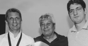 Ο Μιρτσέα Λουτσέσκου άφησε την τελευταία του πνοή σε ηλικία 80 ετών και στο άκουσμα της θλιβερής είδησης πενθεί το Παγκόσμιο Ποδόσφαιρο.