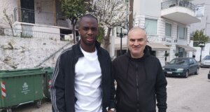 Ο Ανδρέας Τεττέι -πρώην του Παναιτωλικού και νυν του Παναθηναϊκού- εκμεταλλεύτηκε τις Άγιες ημέρες για να κάνει Πάσχα στην Αμφιλοχία.