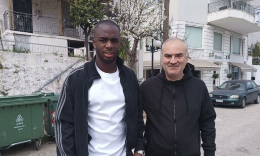 Ο Ανδρέας Τεττέι -πρώην του Παναιτωλικού και νυν του Παναθηναϊκού- εκμεταλλεύτηκε τις Άγιες ημέρες για να κάνει Πάσχα στην Αμφιλοχία.