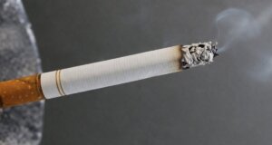 Ο Αντικαπνιστικός Νόμος στη Δυτική Ελλάδα είναι κανονικά σε λειτουργία όμως οι αστυνομικοί έλεγχοι πλησίασαν τους 700 και οι παραβάσεις κόντεψαν... τριψήφιο!