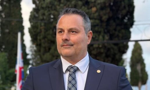 Ο Δήμαρχος Ιεράς Πόλεως, Σπύρος Διαμαντόπουλος τοποθετήθηκε διαδικτυακά λέγοντας πως «στο Μεσολόγγι το Νοσοκομείο μας αποκτά πλήρη διοικητική και οικονομική αυτοτέλεια».