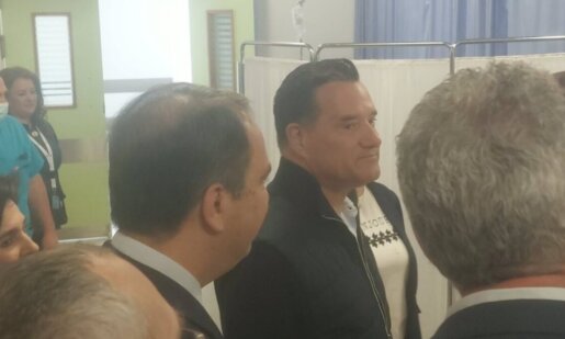 Ο Άδωνις Γεωργιάδης μέσα από την μη επίσημη επίσκεψή του στα Νοσοκομεία Αγρινίου και Ι.Π. Μεσολογγίου έκανε αναφορά στον αριθμό προσλήψεων σε Γιατρούς.