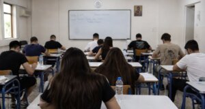 Οι Πανελλαδικές Εξετάσεις 2026 ξεκίνησαν και η διαδικασία της 1ης ημέρας κύλησε ομαλά και στα 23 Εξεταστικά Κέντρα της Αιτωλοακαρνανίας.