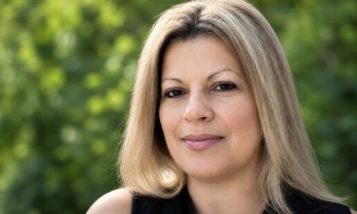 Η Σοφία Αρβάλη-Γιαννακοπούλου, σύζυγος Νικόλαου, άφησε την τελευταία της πνοή και η Αμφιλοχία πενθεί στο άκουσμα για την απώλεια της 55χρονης μητέρας.