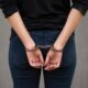 Η ΕΛ.ΑΣ. προχώρησε σε συλλήψεις την Πέμπτη, 21 Μαΐου 2026, στο Αγρίνιο, μετά από περιστατικό λεκτικής και σωματικής βίας.