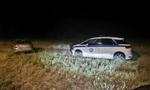 Στο Αγγελόκαστρο κατά τις βραδινές ώρες του Σαββάτου (20/06) εντοπίστηκε νεκρός ένας ηλικιωμένος στην άκρη του δρόμου, ήταν χωρίς τα ρούχα του.