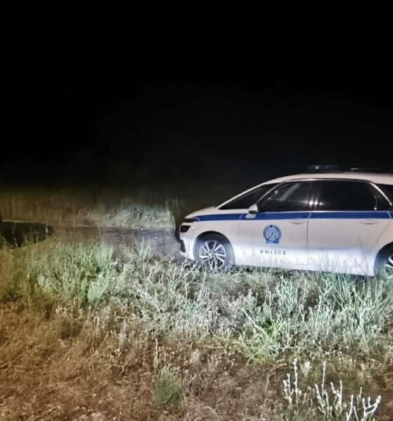 Στο Αγγελόκαστρο κατά τις βραδινές ώρες του Σαββάτου (20/06) εντοπίστηκε νεκρός ένας ηλικιωμένος στην άκρη του δρόμου, ήταν χωρίς τα ρούχα του.