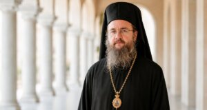 Ο Μητροπολίτης Αιτωλίας και Ακαρνανίας κ.κ. Δαμασκηνός στο Κυριακάτικο (07/06) μήνυμά του αναφέρει «Οι Άγιοι αφιέρωσαν τη ζωή τους στην πίστη».