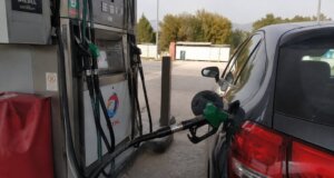 Στο Αγρίνιο σημειώθηκε άλλο ένα απίστευτο σκηνικό με έναν υπάλληλο που αν και απολύθηκε χρέωσε την εταιρική κάρτα καυσίμων με ποσό που ξεπερνά τις 30 χιλιάδες ευρώ!