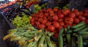 Την 11η Ιουνίου θα έχουμε και την αναστολή λειτουργίας της Λαϊκής Αγοράς Αγρινίου λόγω τοπικής Αργίας, όπως έκανε γνωστό πριν από λίγο ο Δήμος Αγρινίου.