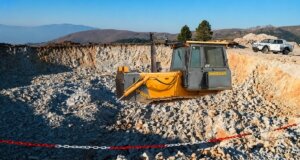 Εργατικό Κέντρο Αγρινίου και Ένωση Οικοδόμων Αιτωλοακαρνανίας ζητούν διαλεύκανση του δυστυχήματος στην περιοχή Βούστρι, στο Μοναστηράκι Βόνιτσας.