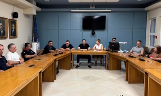 «Red Code» εκ νέου στην Αιτωλοακαρνανία και ο Δήμος Αγρινίου είναι σε πλήρη επιχειρησιακή ετοιμότητα απευθύνοντας ισχυρή σύσταση προς τους πολίτες.