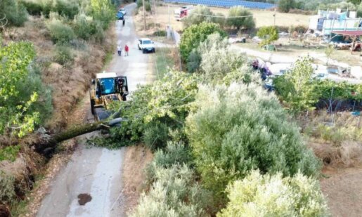 Η κακοκαιρία της 24ης Ιουλίου δημιούργησε προβλήματα τα οποία ο Δήμος Αγρινίου αντιμετώπισε άμεσα και αποτελεσματικά μέσω της Τεχνικής Υπηρεσίας.
