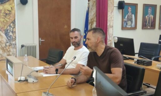 Το μεσημέρι της 23ης Ιουλίου πραγματοποιήθηκε με συμμετοχή στο Αγρίνιο εκδήλωση της Π.Ο.Ε.-.Ο.Τ.Α. για τα εργασιακά δικαιώματα των εργαζόμενων Ε.Σ.Π.Α. στους Δήμους της Αιτωλοακαρνανίας.