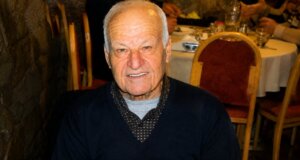 Ο Αντώνης Λαυράνος του Αθανασίου άφησε την τελευταία του πνοή προκαλώντας θλίψη στο Δοκίμι Αγρινίου για την απώλειά του, πενθεί και ο Απόλλων Δοκιμίου.