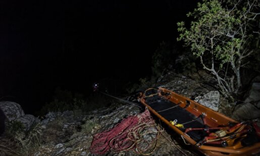 Ασύλληπτη τραγωδία σημειώθηκε κατά τις απογευματινές ώρες της 1ης Ιουλίου στα Λουτρά Τρύφου του Δήμου Ακτίου Ακτίου-Βόνιτσας, ένας νεκρός κι ένας σοβαρά τραυματίας.