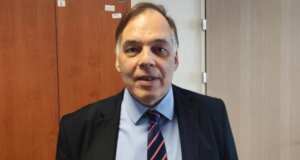 Ο Μιχαήλ Σερασκέρης, ο Διοικητής του Νοσοκομείου Αγρινίου κάνει έκκληση μέσω των Social Media για προσφορά αίματος ακόμη και το καλοκαίρι.