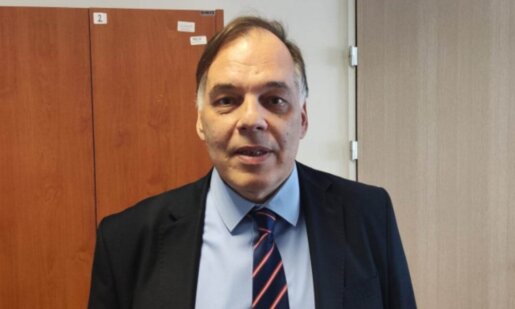 Ο Μιχαήλ Σερασκέρης, ο Διοικητής του Νοσοκομείου Αγρινίου κάνει έκκληση μέσω των Social Media για προσφορά αίματος ακόμη και το καλοκαίρι.