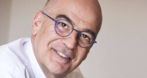 Ο Υπουργός Εθνικής Άμυνας Νίκος Δένδιας φέρεται να πραγματοποίησε το πρωί της 6ης Ιουλίου μια ολιγόλεπτη επίσκεψη στο Στρατιωτικό Αεροδρόμιο Αγρινίου.