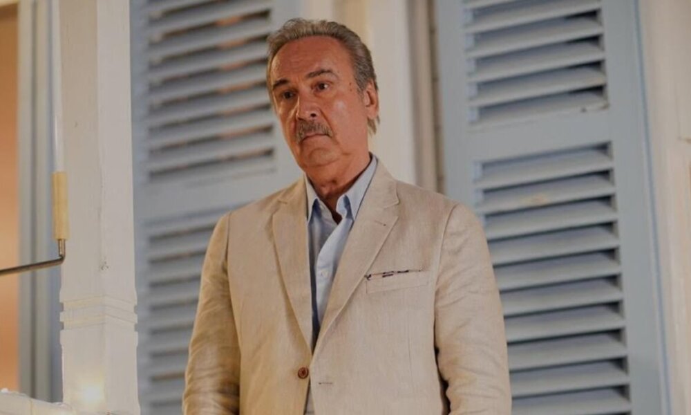 Στον ΣΚΑΪ οι «Νόμοι της Καρδιάς» συνεχίζονται το μεσημέρι (14:45) της 6ης Ιουλίου με το επεισόδιο Νο3 - Η άφιξη του πατέρα προκαλεί μεγάλη αναστάτωση στην οικογένεια Τζεβχέρ.