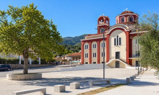 Ο Δήμος Ναυπακτίας έκανε γνωστό πως την Παρασκευή, 24 Ιουλίου 2026 και ώρα 20:30 εγκαινιάζεται η Πλατεία της Κάτω Δάφνης, ικανοποίηση από πλευράς Γκίζα.