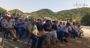 Ο Δήμος Αγρινίου ήταν και παραμένει κάθετα αντίθετος με το έργο στις Ραΐνες, για το λόγο αυτό το Σάββατο (18/07) εκπρόσωποι συμμετείχαν στη συγκέντρωση διαμαρτυρίας.
